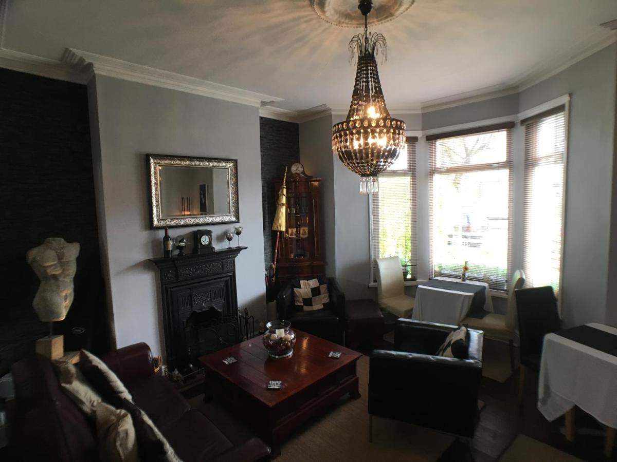 Ty Rosa Rooms Cardiff Luaran gambar